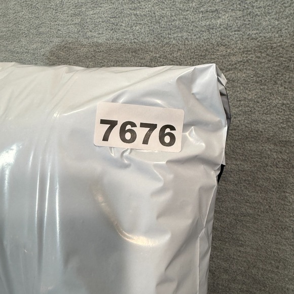 Oakley Hoodie Women Medium Black Full Zip Graphic 76 Logo Urban y2k - Picture 6 of 6